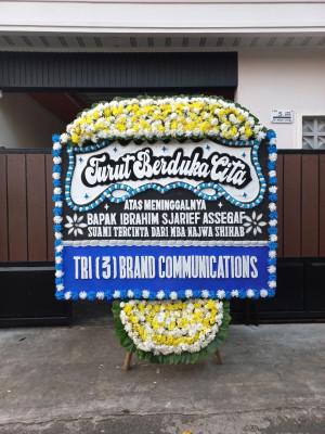 Papan Bunga Duka di Bajuin